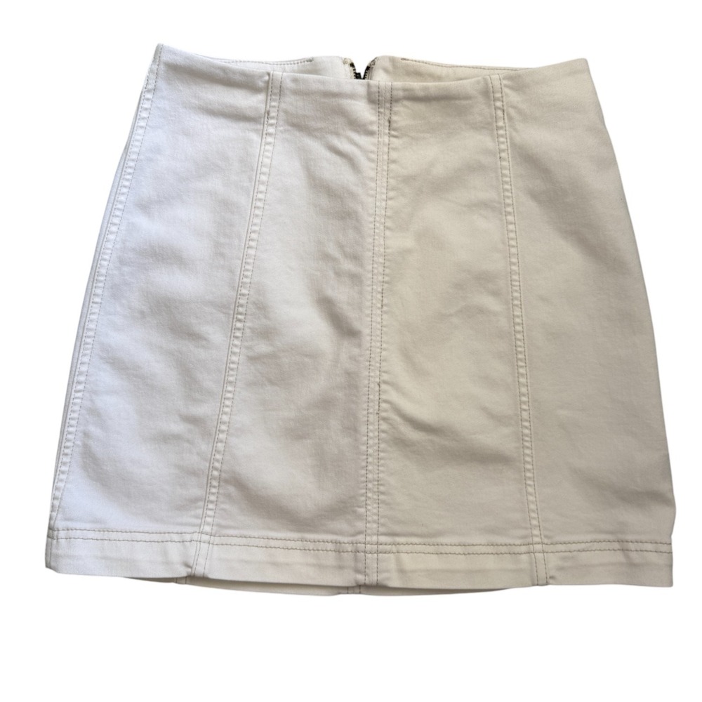 Free People Ivory White Denim Mini Skirt Women's Size 6‎ A-Line